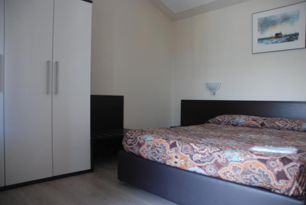 Hotel Olivi Salò Buitenkant foto