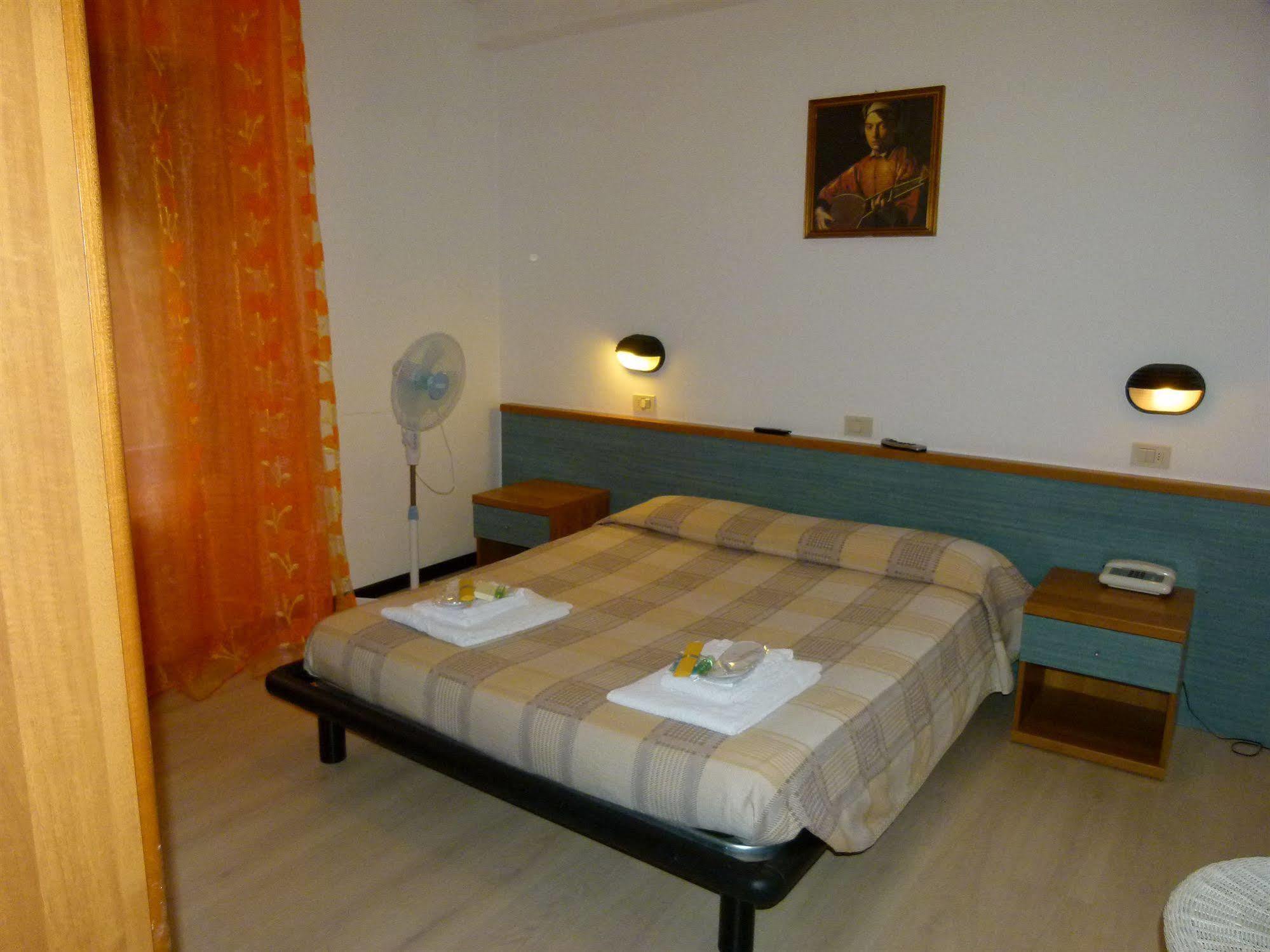 Hotel Olivi Salò Buitenkant foto